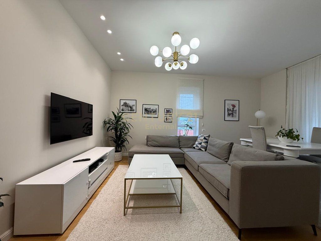 AFFITTASI APPARTAMENTO 2+1 VICINO AL GIARDINO BOTANICO