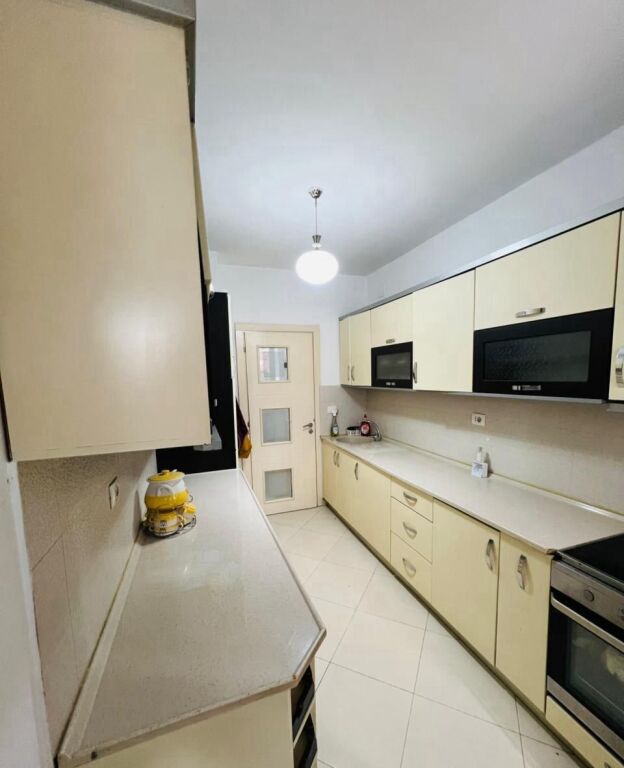 APARTAMENT ME QERA 3+1+2 DON BOSKO 65.000 LEKE