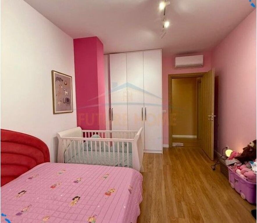 For sale, Apartment 2+1+2, Barricades Street, Tirana