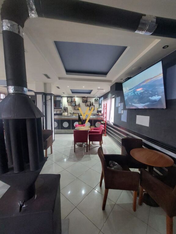 SHITET AMBIENT KOMERICIAL 9.220 M2 NE MILOT 1.300.000 EURO