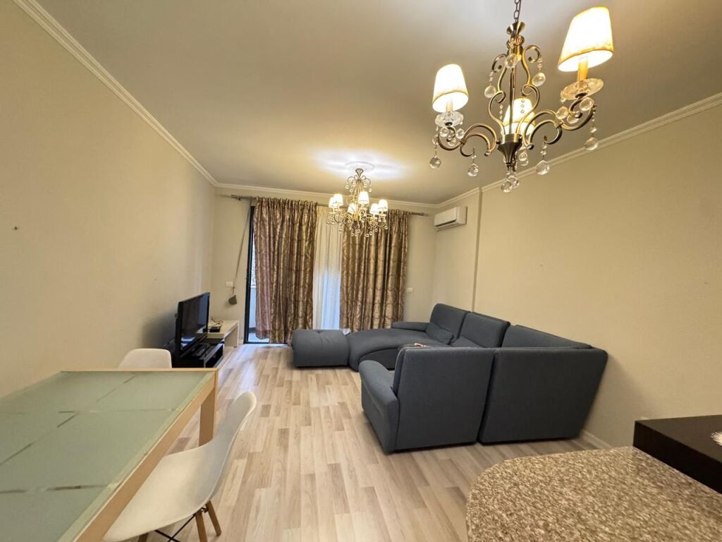 KOMUNA E PARISIT_jEPET ME QIRA APARTAMENT 2+1