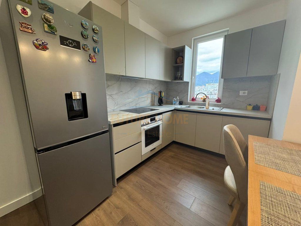 Qera, Apartament 2+1+2, Rruga Mine Peza, Tirane.