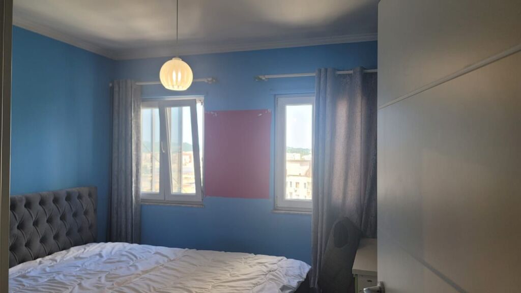 Shitet apartament 2+1 + garsoniere