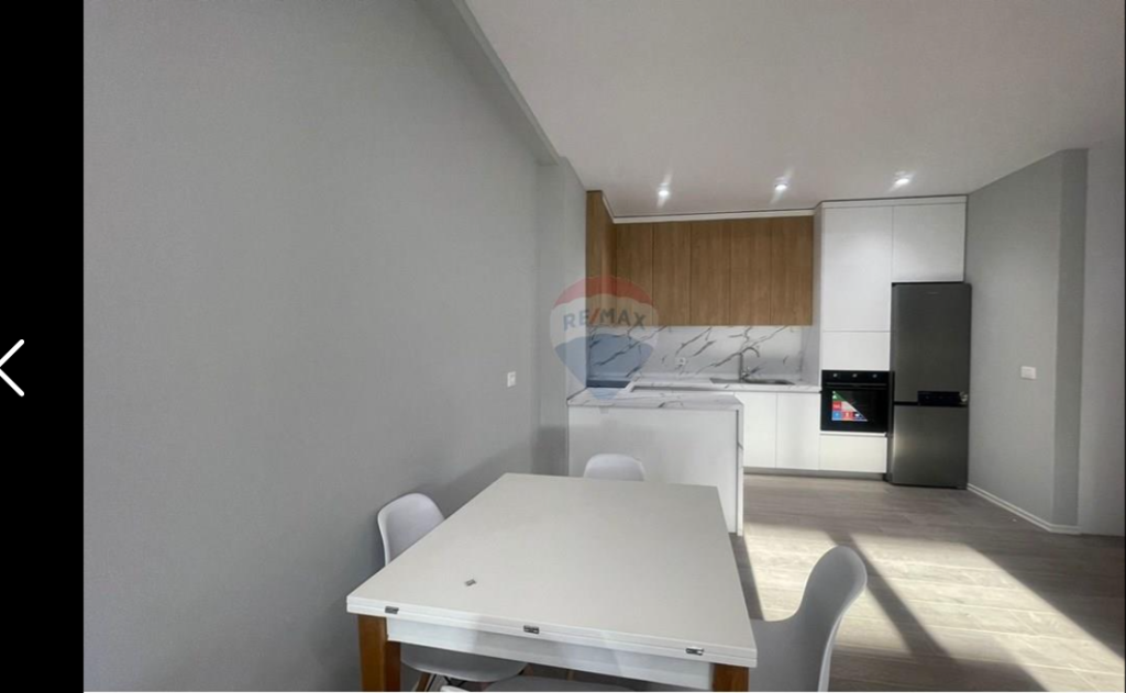 Apartament per qera 1+1 tek Karl Gega