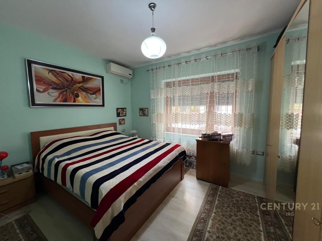 FOR RENT 2+1 APARTMENT WITH SEPARATE KITCHEN ON KAVAJA STREET