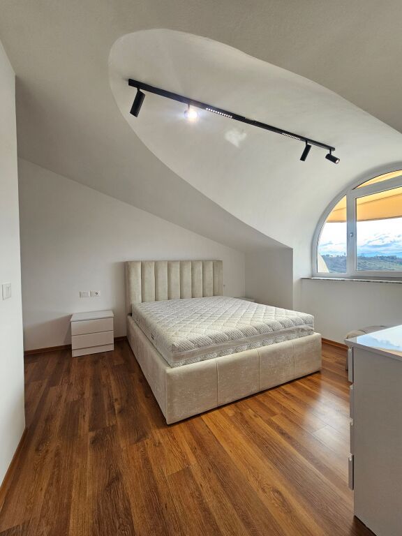 Shkozë "with view of Lake Farkes First time for rent Apt 1+1 (+ Bllkn) 100% New 5 min from Tegu, with fantastic view of Lake Farkes .📍 ( Doros Residence)* New Building | *47,000 leke / Month* 🔥 Everything new
