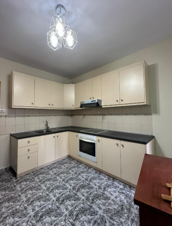 🏢 Affittasi Appartamento 3+1+2 – Comune di Parigi | Kristal Center