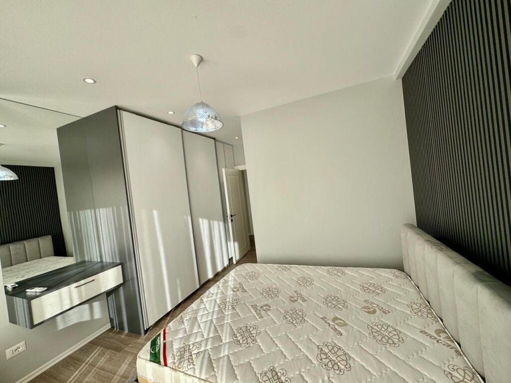 1+1 apartment for rent near the train station