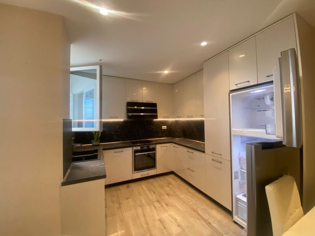 2+1 apartment for rent on Kavaja Street opposite Delijorgji