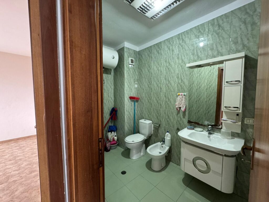 Office for rent, former Exhibition, Myslym Shyri