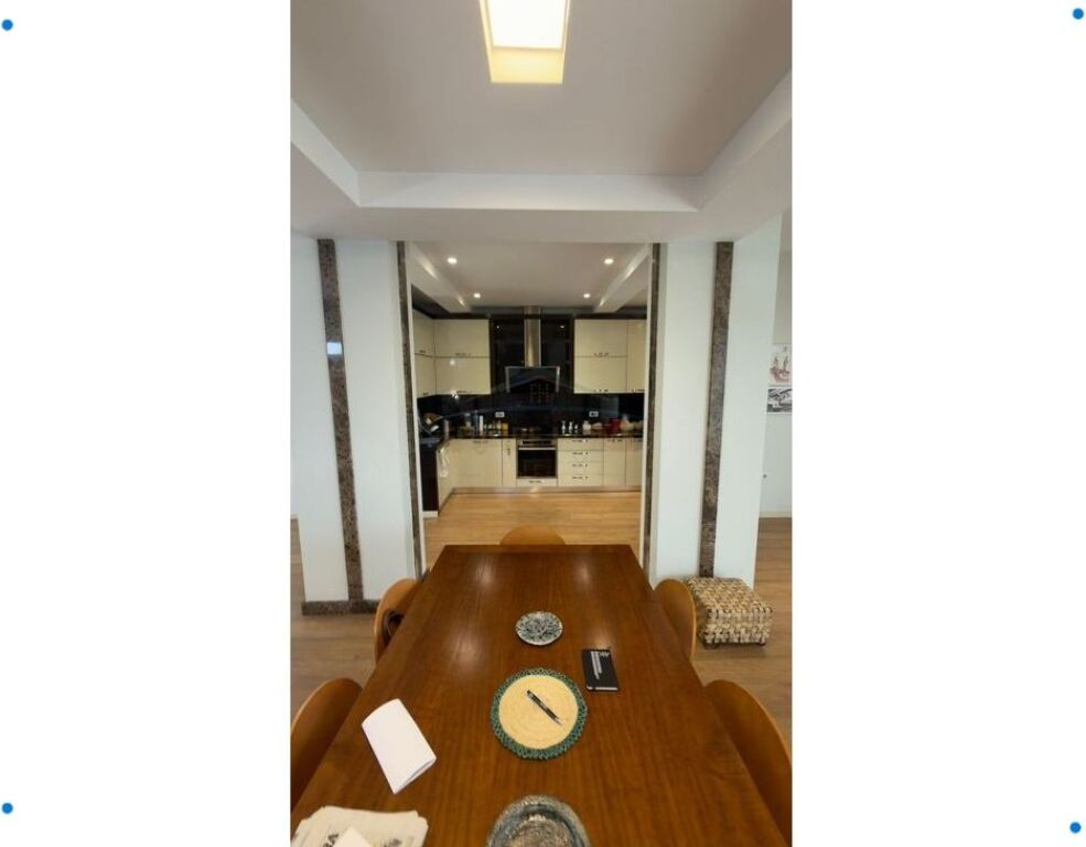 For sale, Apartment 2+1+2+Veranda+Parking Space, Pazari i ri, Tirana