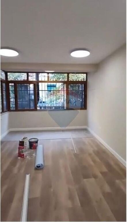 APPARTAMENTO 2+1 VUOTO PER UFFICI DI MARGARITA TUTULANI