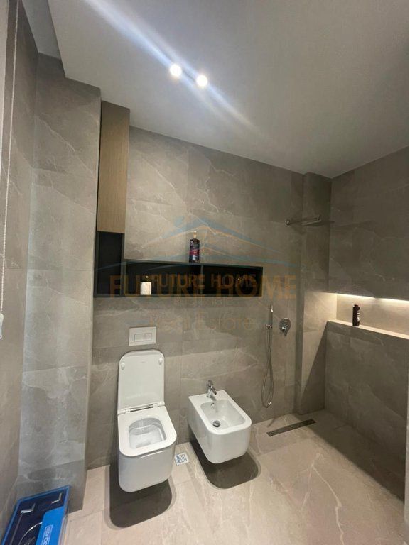 Affitto, Villa su 2 piani, Farke