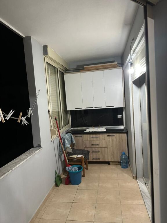 📍 Jepet me qira apartament 1+1 në Plepa Durres