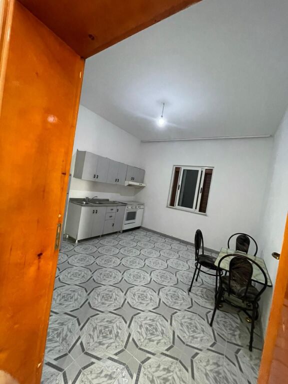 Shitet Shtëpi Private në Shijak