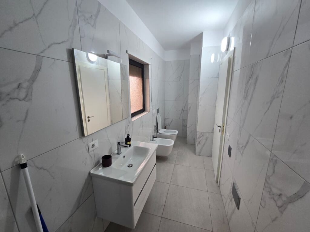 Appartamento 3+1+2+2 Balconi in Vendita, Vila Gold