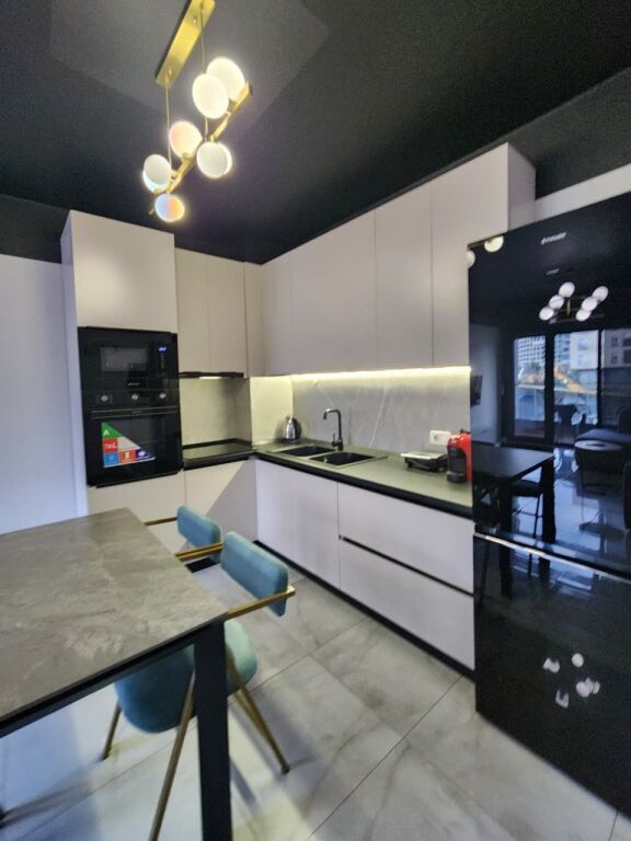 Super apartament 2+1+2wc+ (📍 Parku olimpik- Ngjiturë me Komuna e parisit) 110 m2( Super pallat 2023 )100% I Ri 🔥🔥1,100 € / muaj