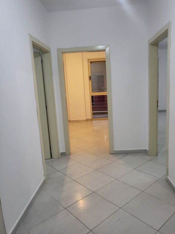 Jepet Me Qera Apartament 2+1+1 Ballkon