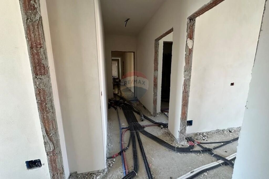 Apartament - Për Shitje - Bulevardi Blu, Kamëz 90,000 €