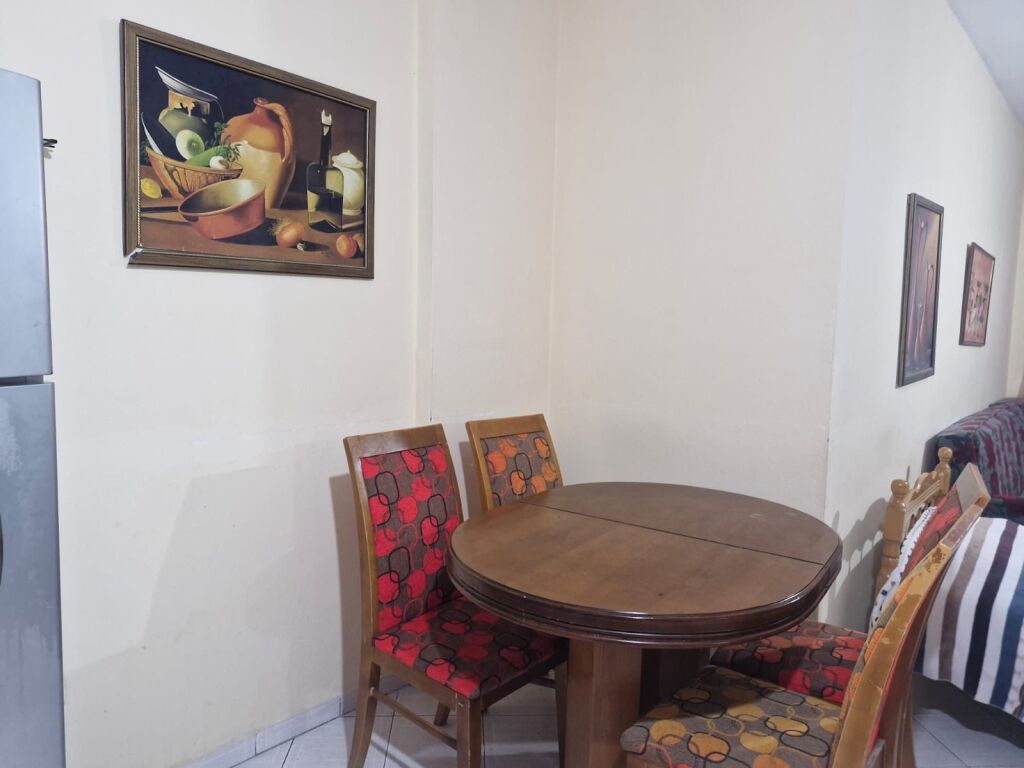 Affittasi 1+1 ASTIR TE BAR FAMED 400 mila lek