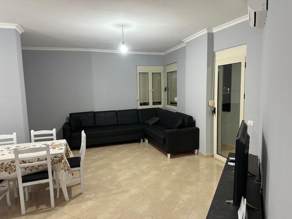📍 Jepet me qira apartament 1+1 në Plepa Durres