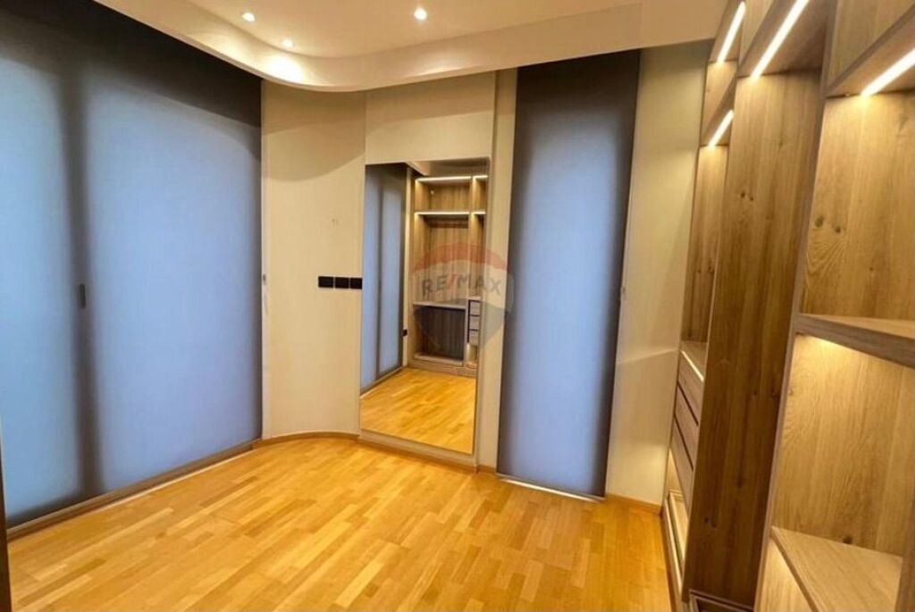 Apartament 3+1+2 luksoz tek Ambasada Amerikane. ID: 530181096-196