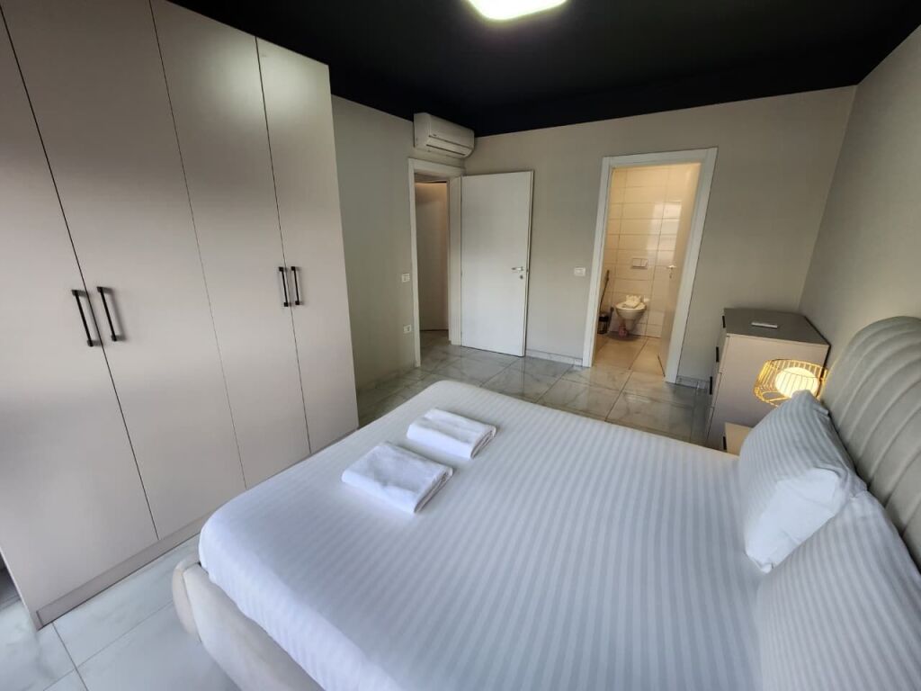 Super apartament 2+1+2wc+ (📍 Parku olimpik- Ngjiturë me Komuna e parisit) 110 m2( Super pallat 2023 )100% I Ri 🔥🔥1,100 € / muaj