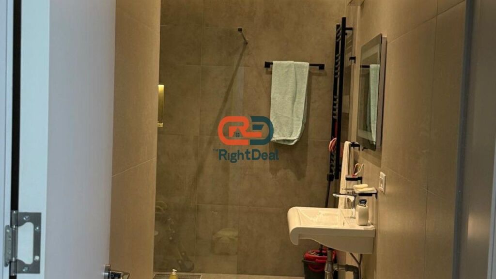 At Residence Kodra E Diellit 2, Super Apartment 3+1 For Sale, With Super View And At A Bargain Price !