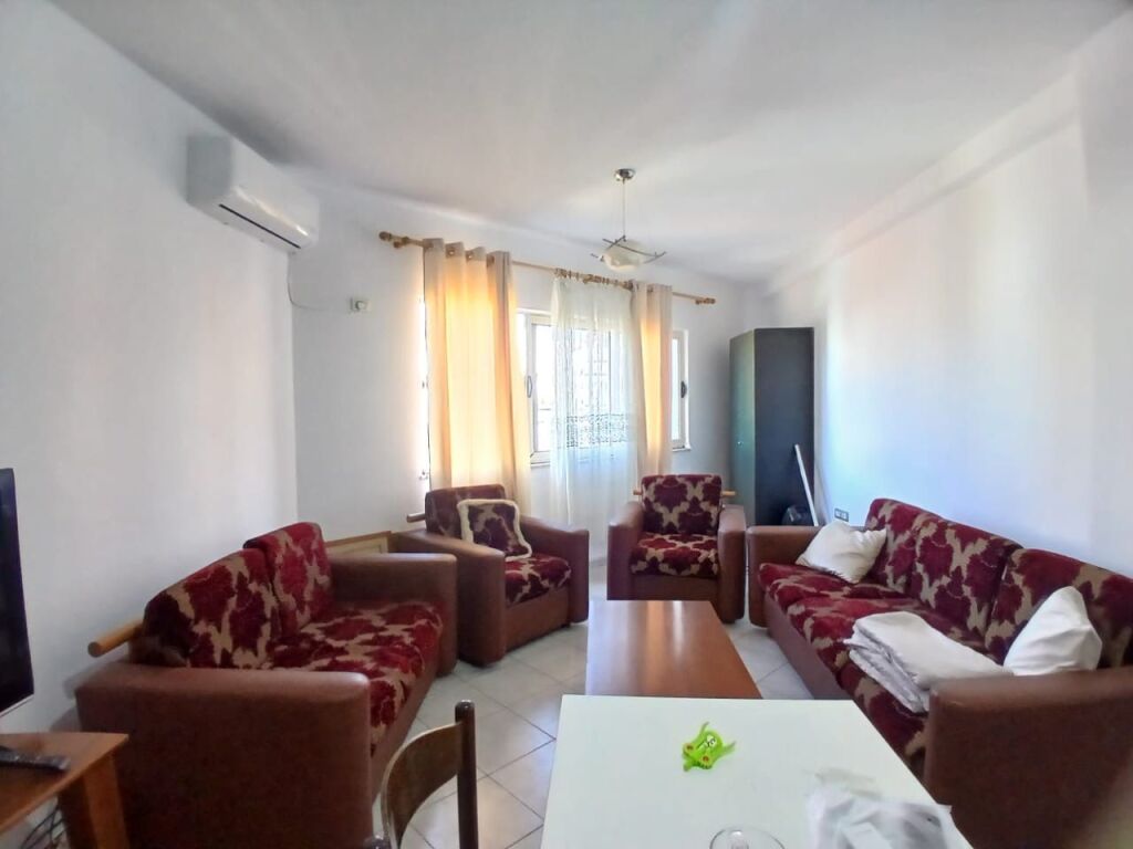 In Affitto Appartamento 2+1+1 Balcone