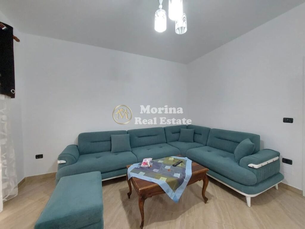 Affitto | Casa privata 3 + 1 | Via Dibrës | 700 €/mese