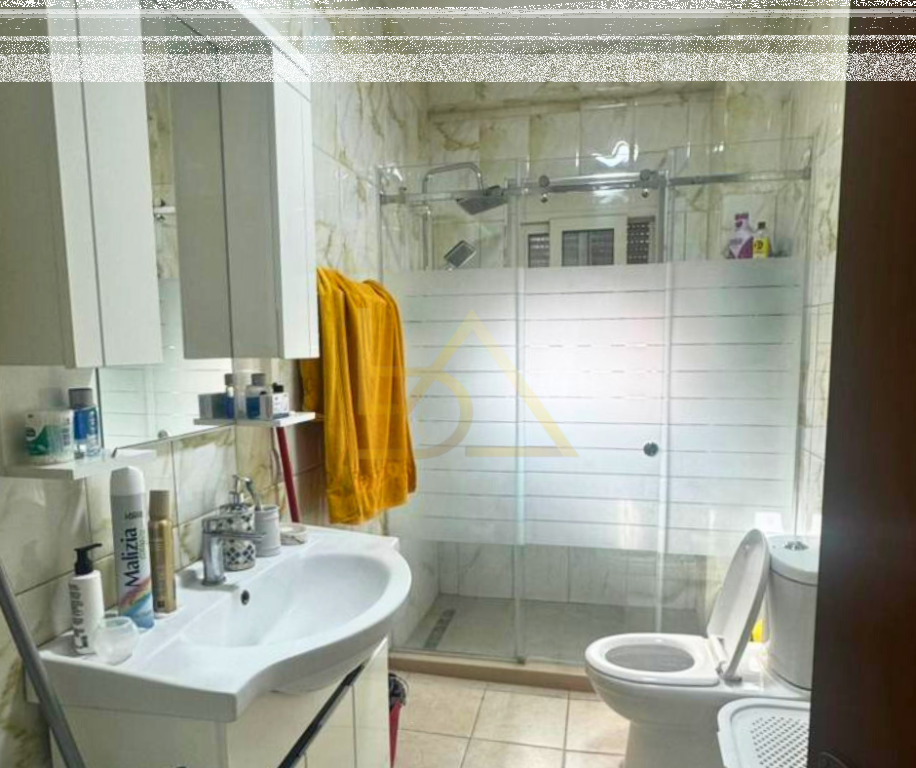 Appartamento in vendita – Tirana, Comune di Parigi