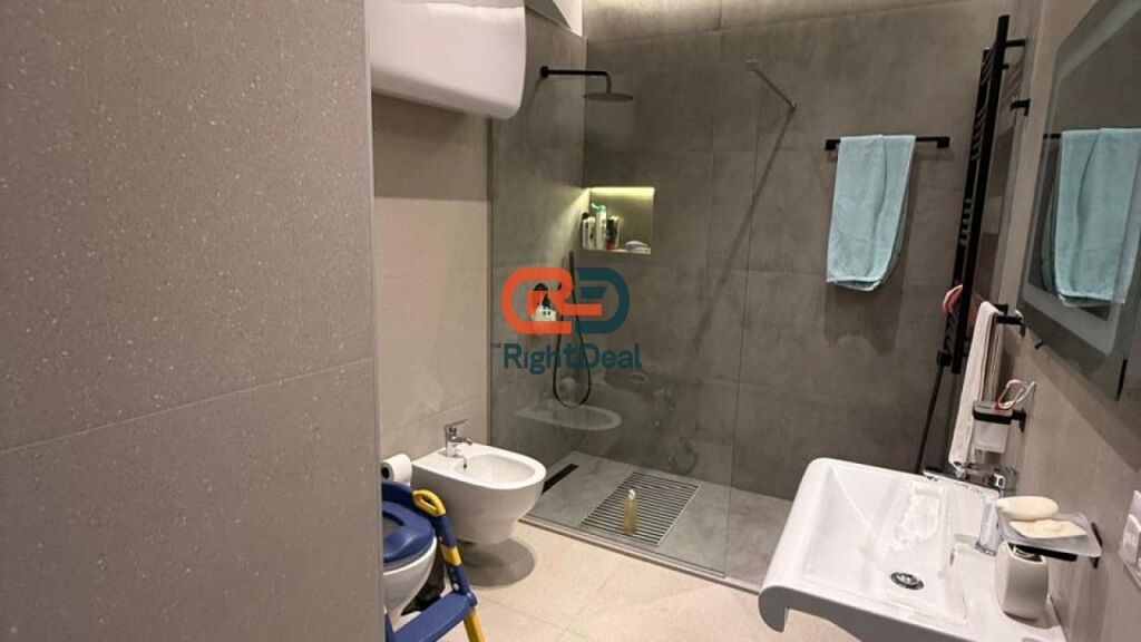 At Residence Kodra E Diellit 2, Super Apartment 3+1 For Sale, With Super View And At A Bargain Price !