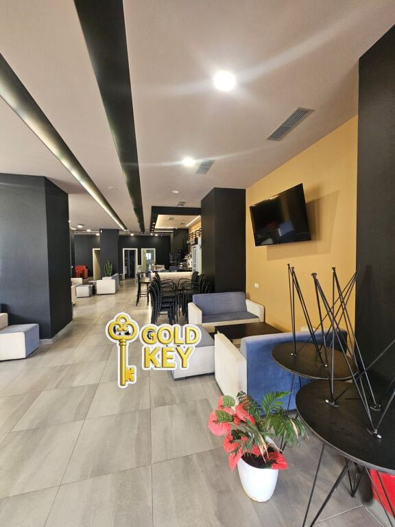 🏬 SHITET LOKAL I KOMPLETUAR VALA PARK DURRES