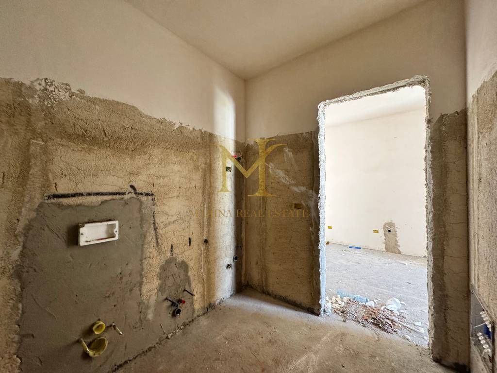 Shitet studio në Golem. 37.6m2