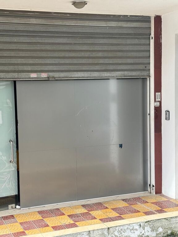 NEGOZIO IN AFFITTO 25 M2 VIA ELBASAN 70.000 LEKE