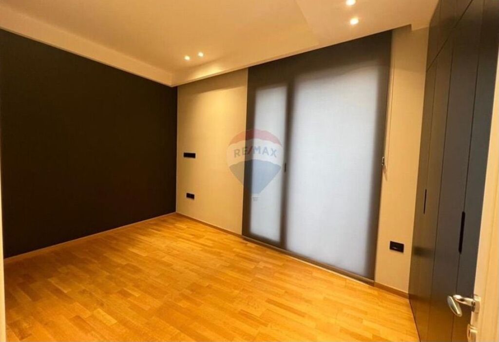 Apartament 3+1+2 luksoz tek Ambasada Amerikane. ID: 530181096-196