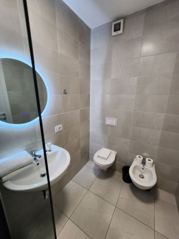 Super apartament 2+1+2wc+ (📍 Parku olimpik- Ngjiturë me Komuna e parisit) 110 m2( Super pallat 2023 )100% I Ri 🔥🔥1,100 € / muaj