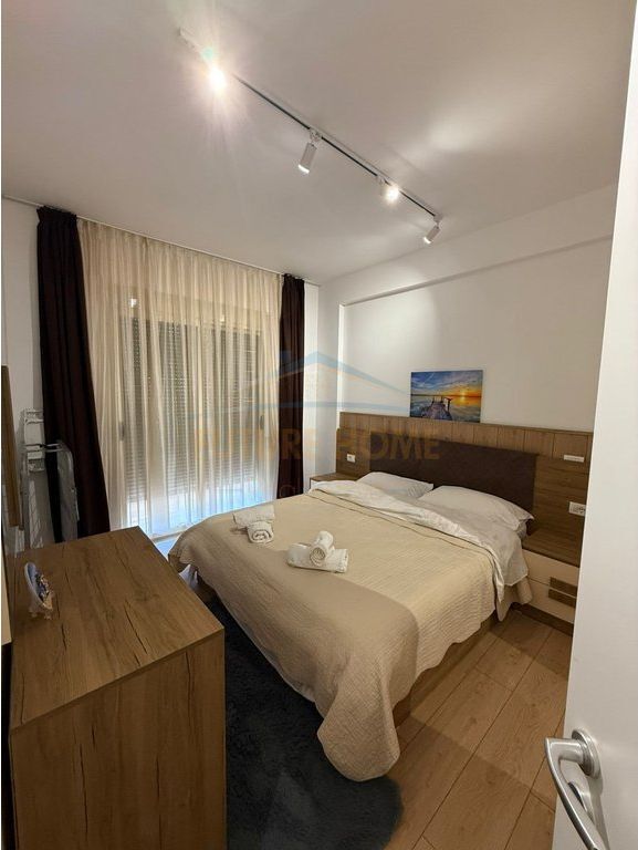 Shitet, Apartament 1+1, Golem, Durrës.