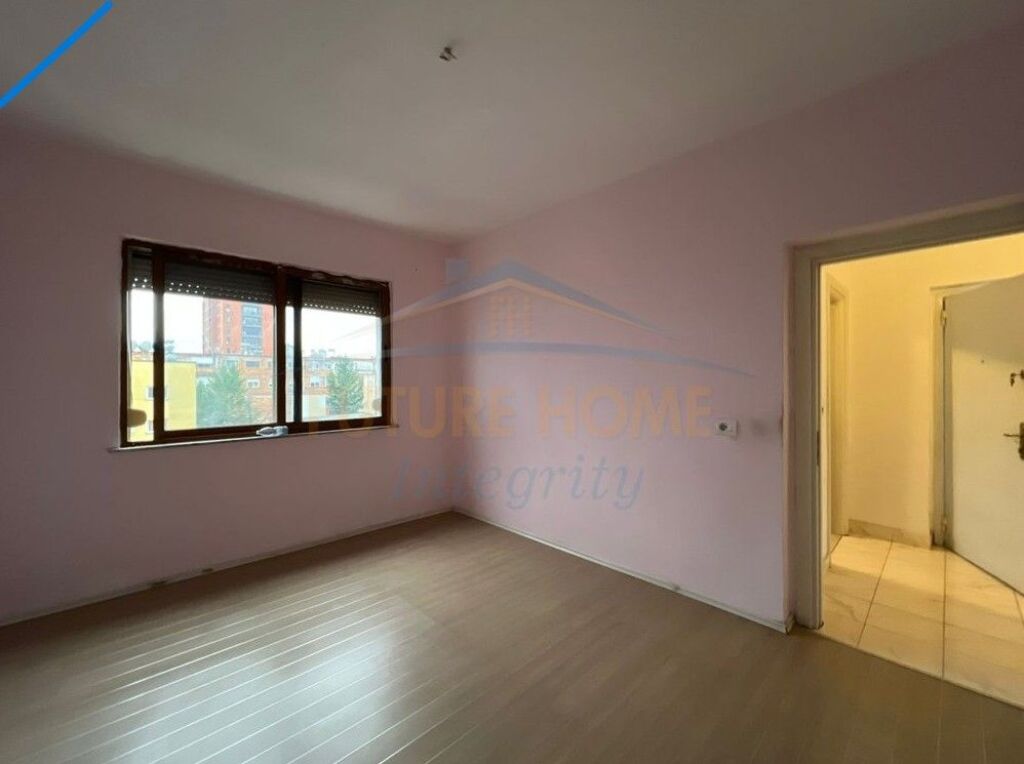 For sale, 2+1 Apartment, Former Exhibition, Tirana.