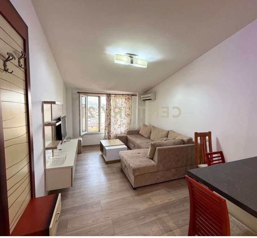 Jepet me qira apartament 1+1 Kodra e Diellit