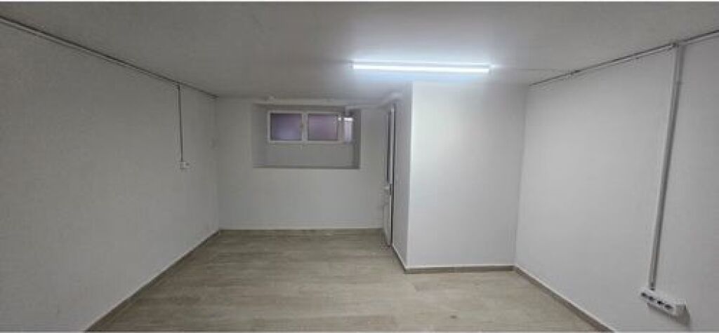 Ambient Per Qira tek Pallatet Moskat