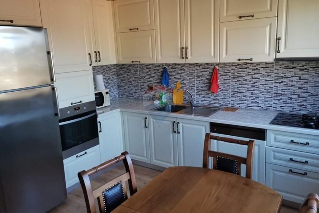 Vilë - Për Shitje - Tufinë, Tiranë 250,000 €