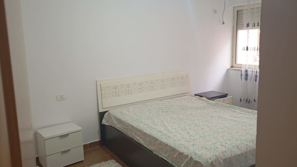 FOR RENT 1+1 YZBERISHT 400 thousand leke