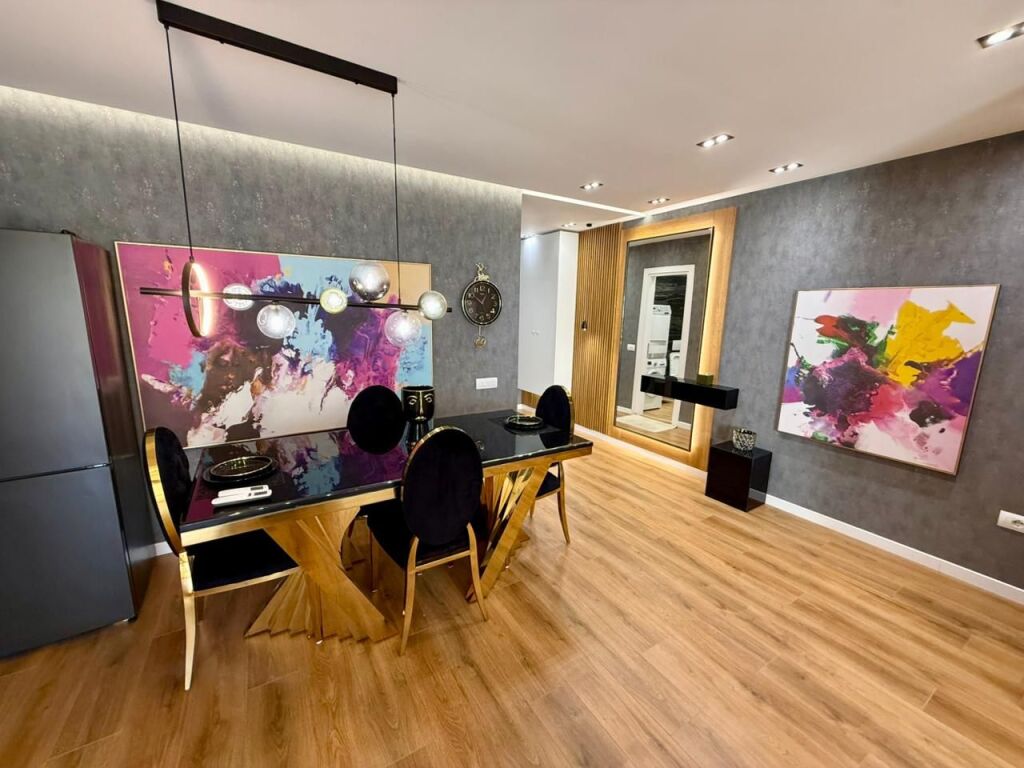 Qera, Apartament 2+1+2, 21 Dhjetori, Tirane