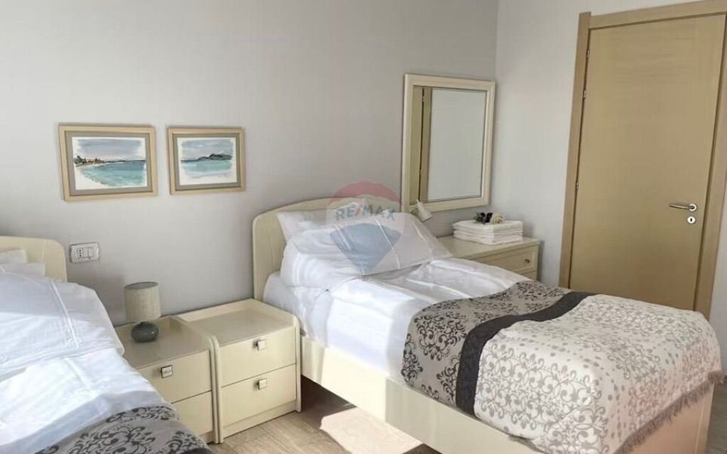 Apartament - Për Shitje - Hipoteka, Tiranë ID: 530411003-516