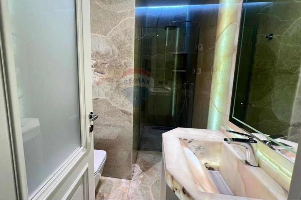 Apartament 3+1+2 luksoz tek Ambasada Amerikane. ID: 530181096-196