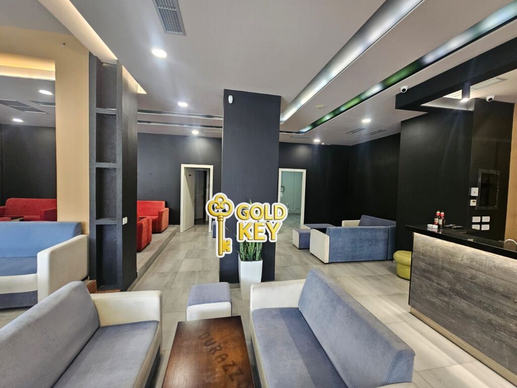 🏬 SHITET LOKAL I KOMPLETUAR VALA PARK DURRES