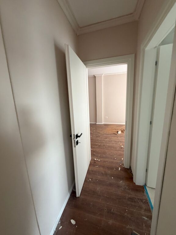 1+1,per banim ose zyre,ish fushe e aviacionit,600 euro