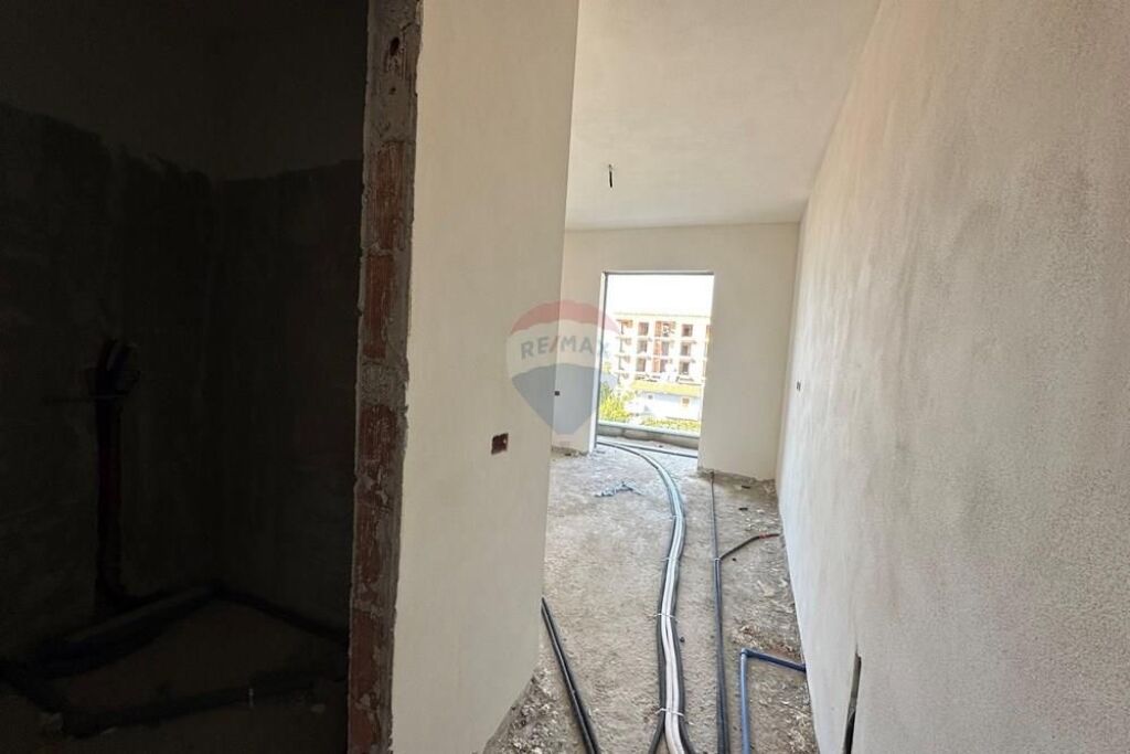 Apartament - Për Shitje - Bulevardi Blu, Kamëz 90,000 €