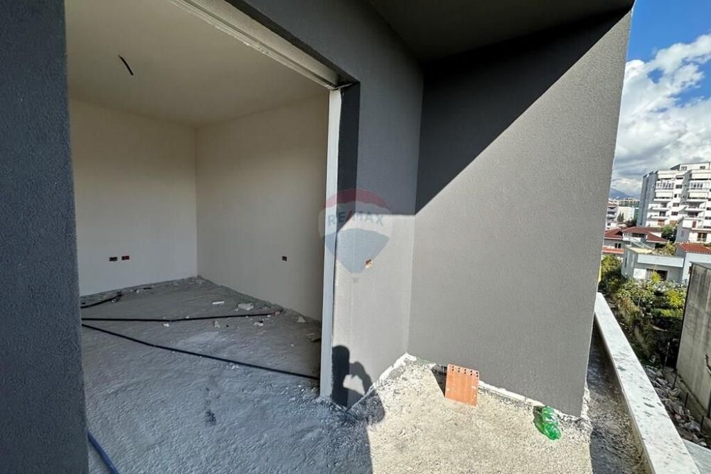 Apartament - Për Shitje - Bulevardi Blu, Kamëz 90,000 €